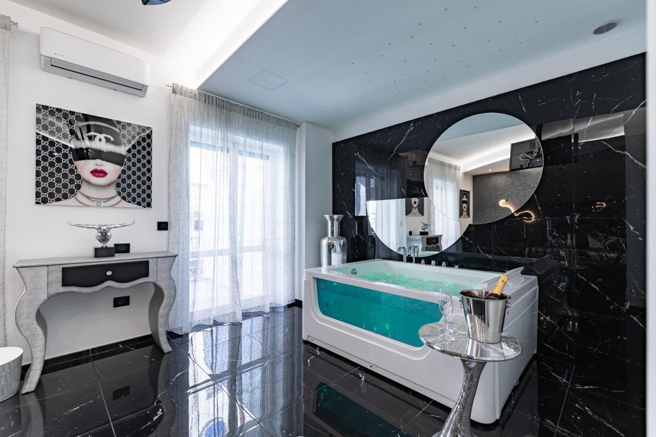 Prezioso Suites & Rooms Lecce Kültér fotó